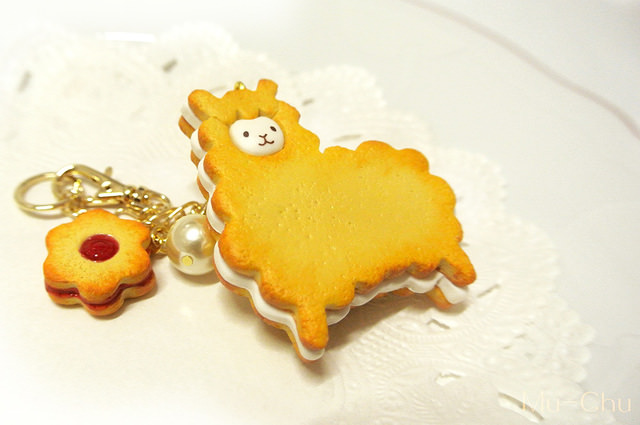 もくもくアルパカさんバッグチャーム（バニラ） MU-CHU